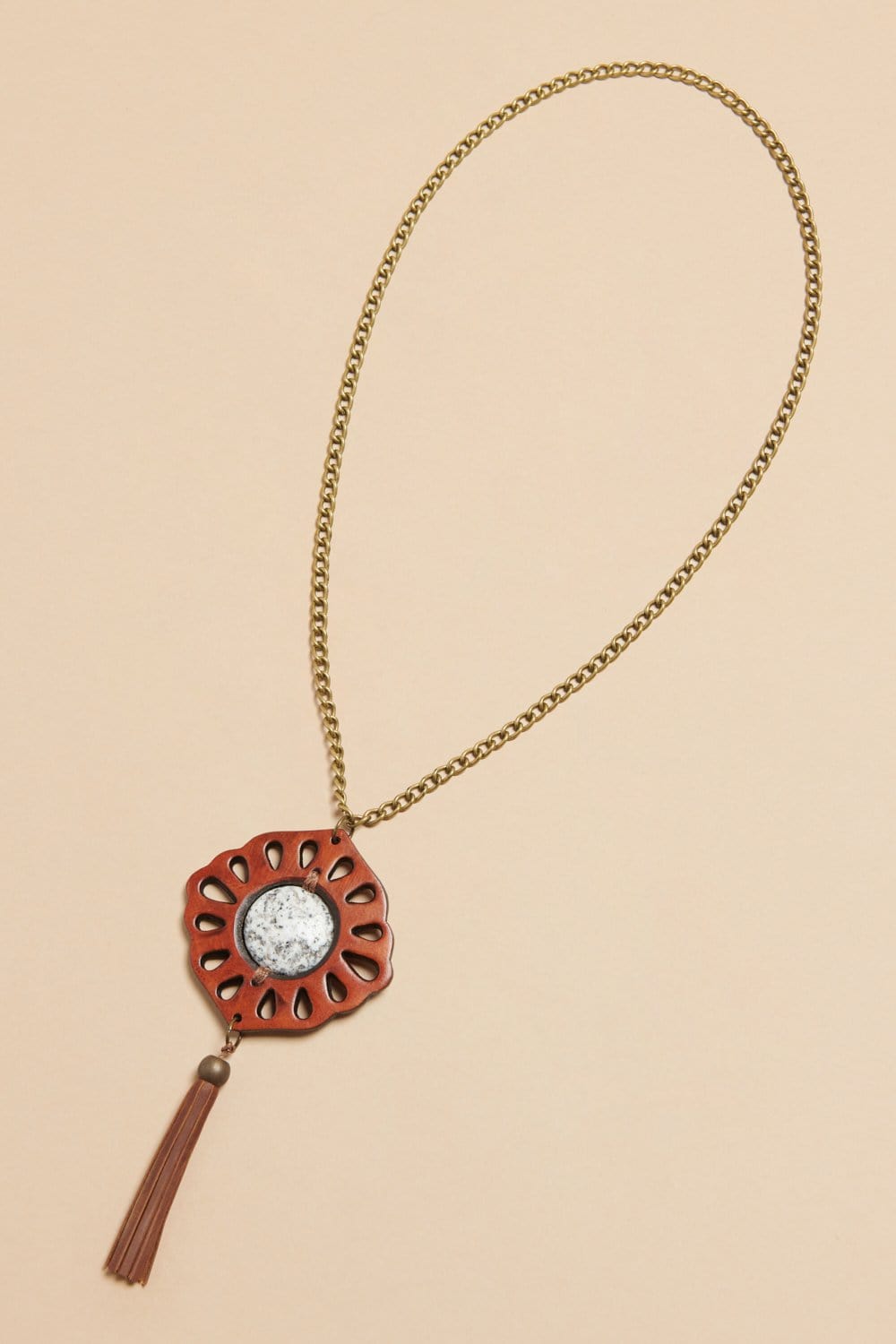 Whiskey Pendant Necklace - Ivory
