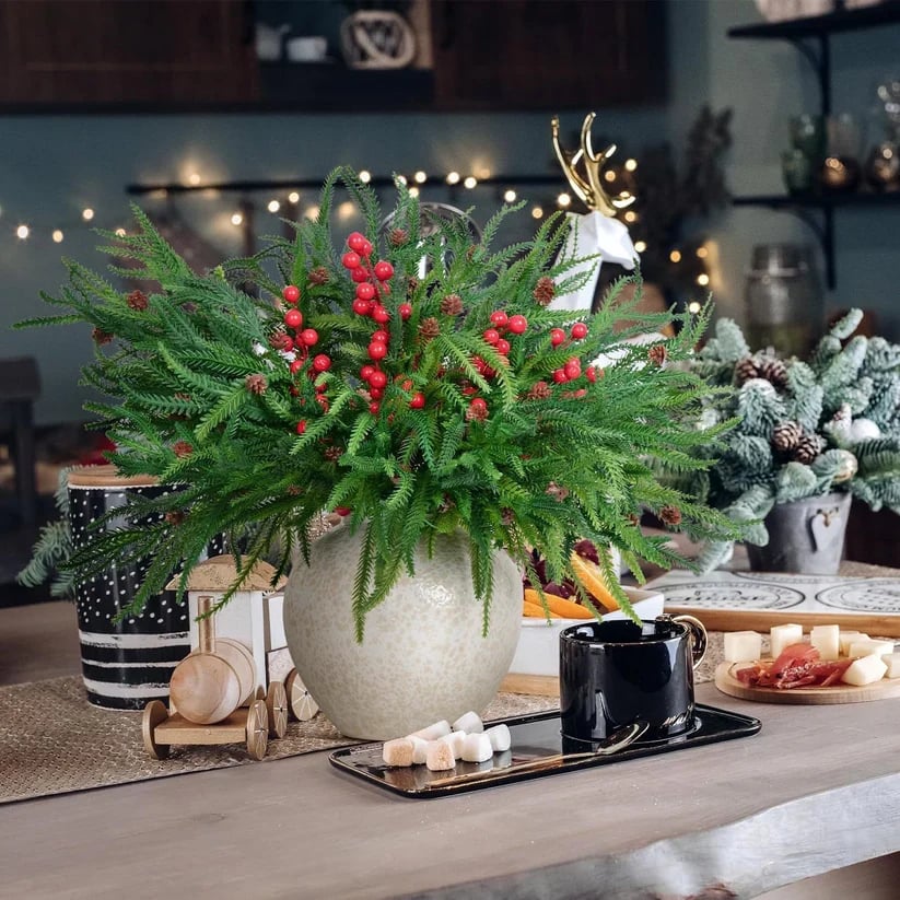 🔥Last Day 49% OFF🔥The Best Holiday Greenery - Realistic Norfolk Pine Stems